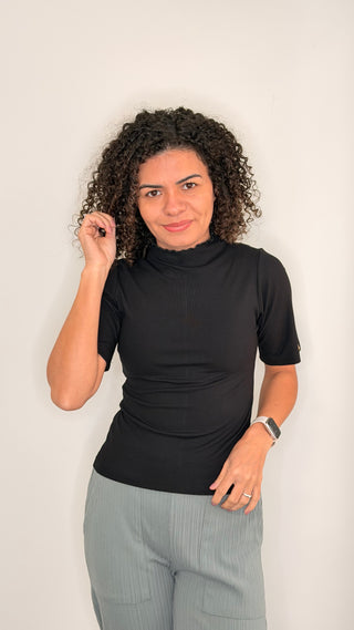 The Simply Ruffled Sleeve